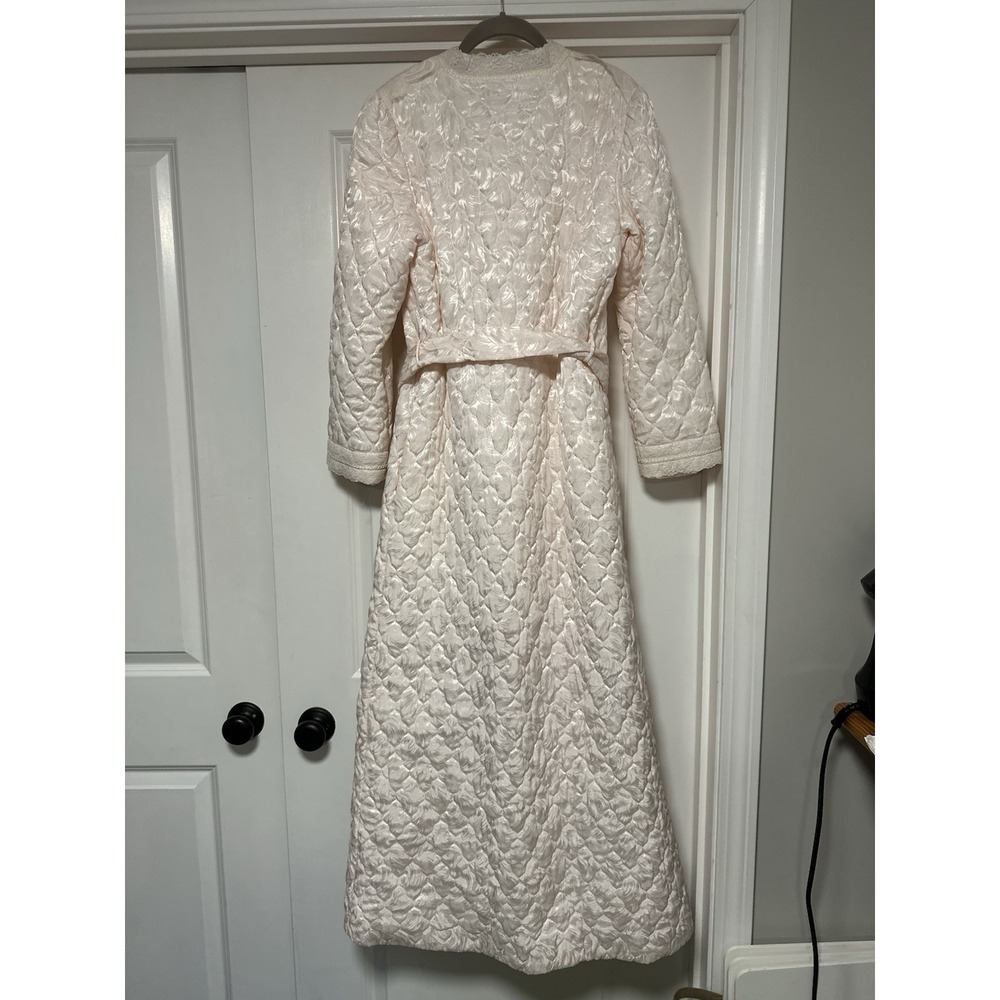 Christian Dior, Women's Vintage Quilted Bathrobe, Peach/Pink, 100% Polyester, M - Picture 7 of 12